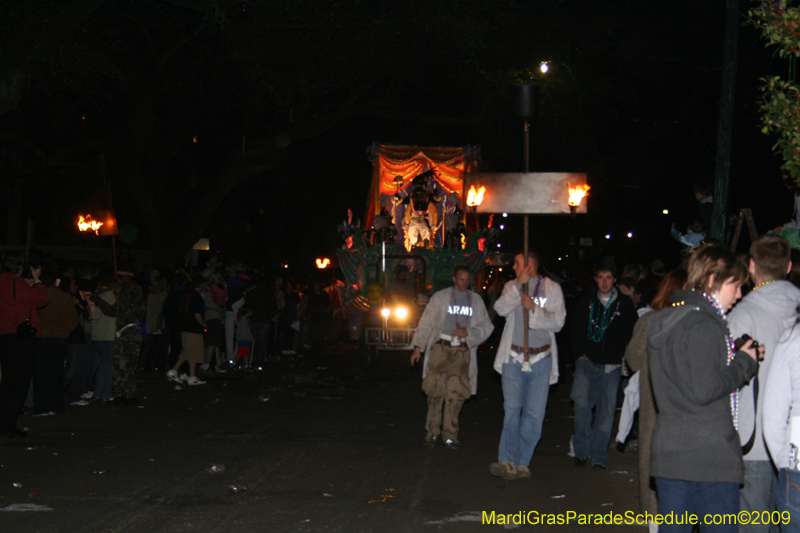 Le-Krewe-dEtat-presents-The-Dictator-Does-Broadway-for-Mardi-Gras-2009-New-Orleans-0450