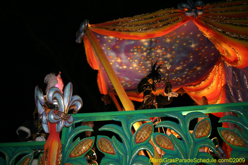 Le-Krewe-dEtat-presents-The-Dictator-Does-Broadway-for-Mardi-Gras-2009-New-Orleans-0455