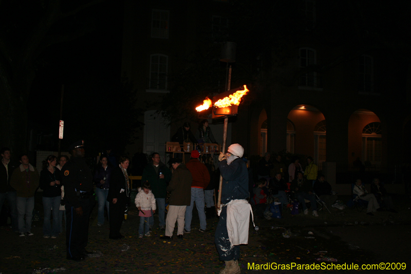 Le-Krewe-dEtat-presents-The-Dictator-Does-Broadway-for-Mardi-Gras-2009-New-Orleans-0542