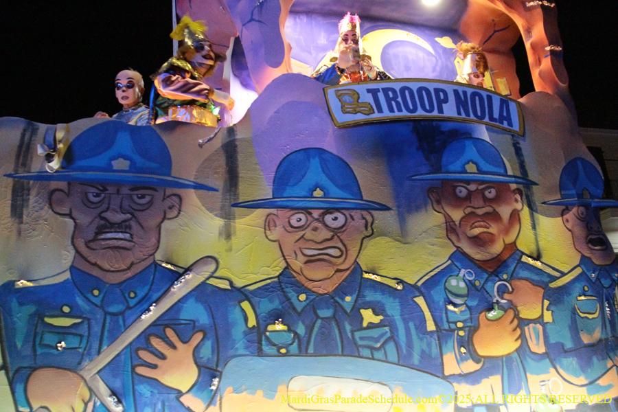 Le-Krewe-Detat-002890