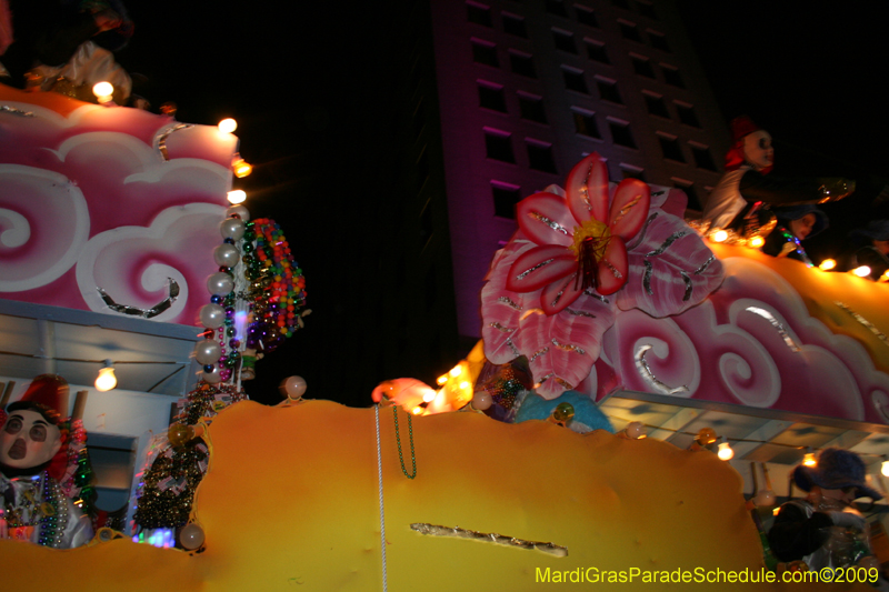 Krewe-of-Endymion-2009-presents-Tales-of-Sleep-and-Dreams-Mardi-Gras-New-Orleans-Super-Krewe-2010