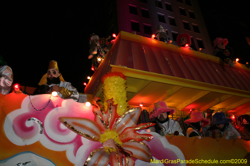 Krewe-of-Endymion-2009-presents-Tales-of-Sleep-and-Dreams-Mardi-Gras-New-Orleans-Super-Krewe-2015