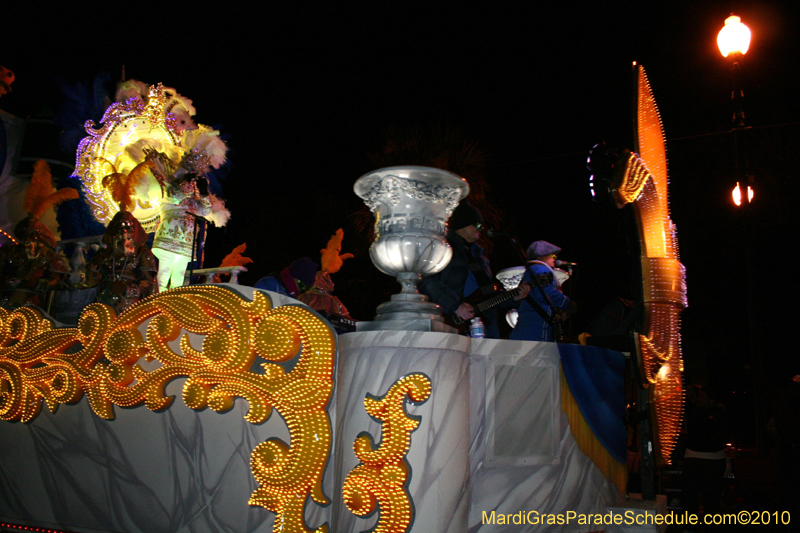 Krewe-of-Endymion-2010-Mardi-Gras-New-Orleans-8183