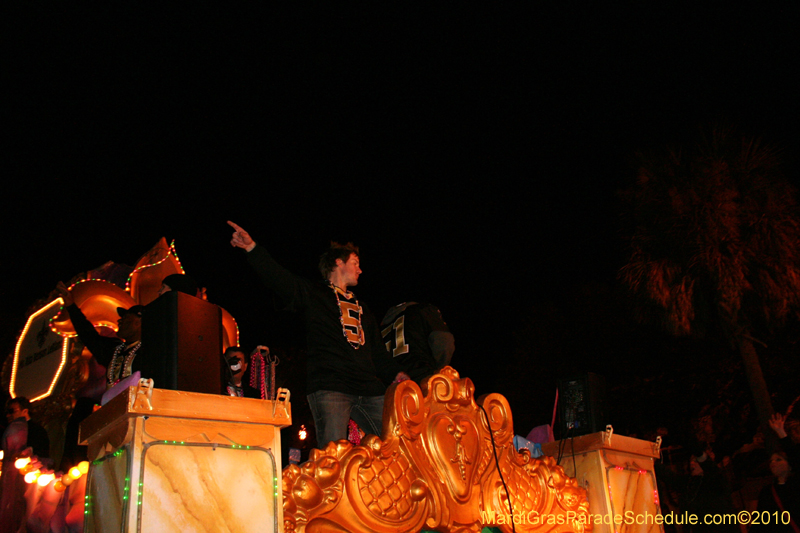 Krewe-of-Endymion-2010-Mardi-Gras-New-Orleans-8222