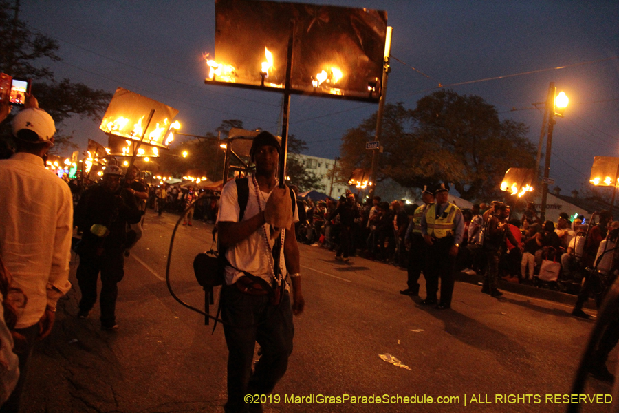 Krewe-of-Endymion-2019-007384