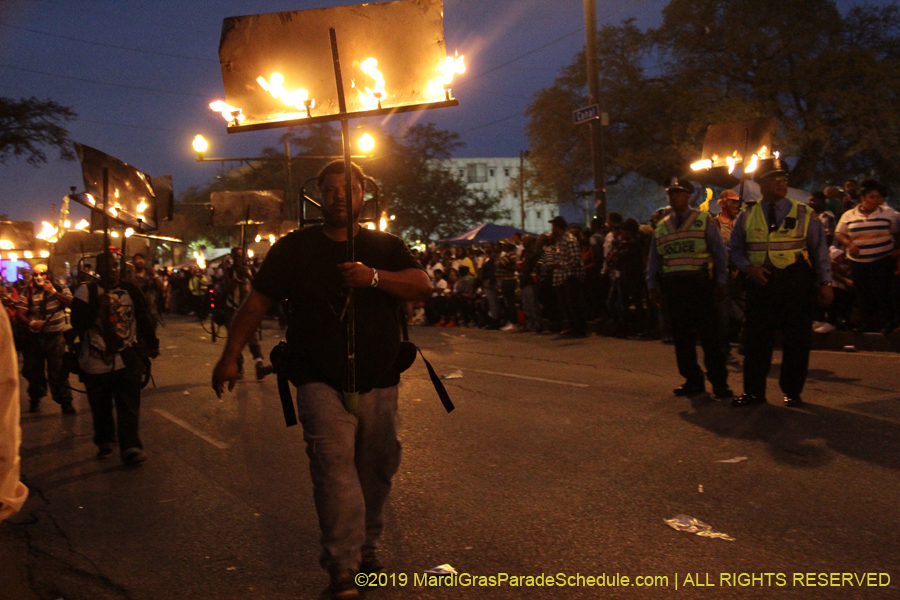 Krewe-of-Endymion-2019-007385
