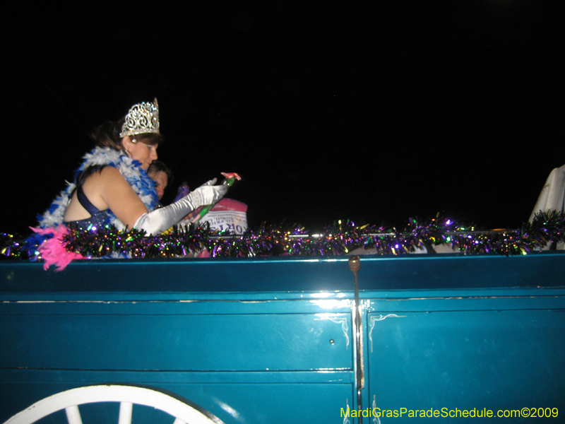 Krewe-of-Eve-2009-Mardi-Gras-Mandeville-Louisiana-0359