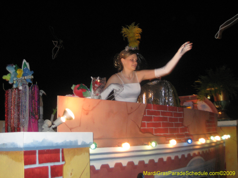 Krewe-of-Eve-2009-Mardi-Gras-Mandeville-Louisiana-0418