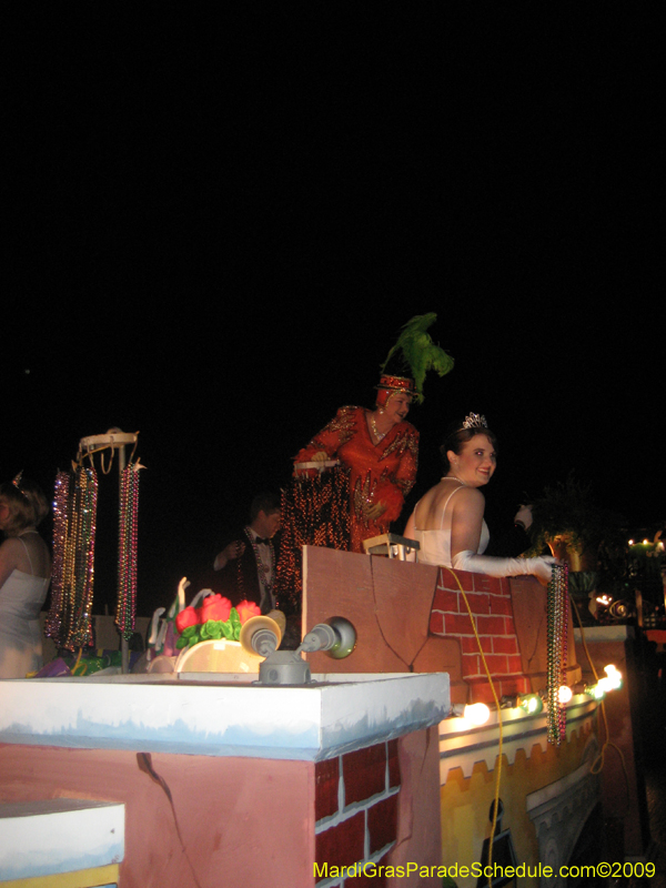 Krewe-of-Eve-2009-Mardi-Gras-Mandeville-Louisiana-0425