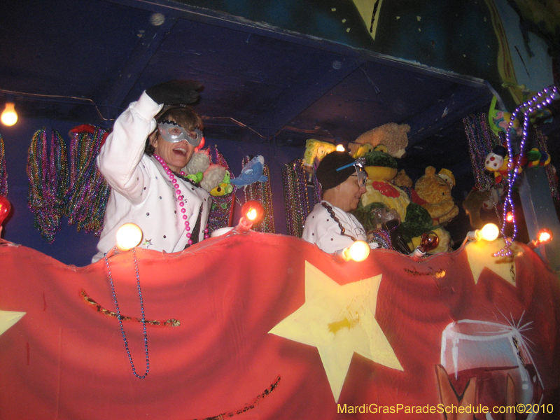 Krewe-of-Eve-2010-Mandeville-Mardi-Gras-048