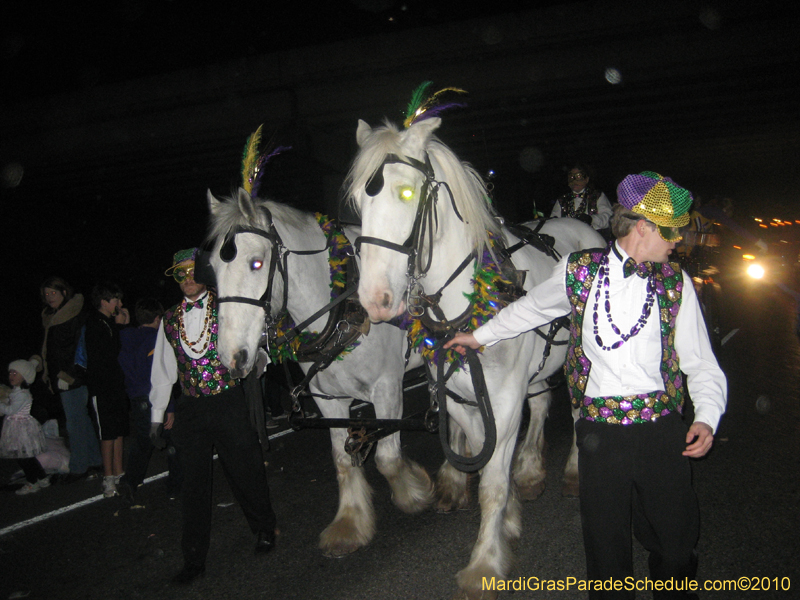 Krewe-of-Eve-2010-Mandeville-Mardi-Gras-055