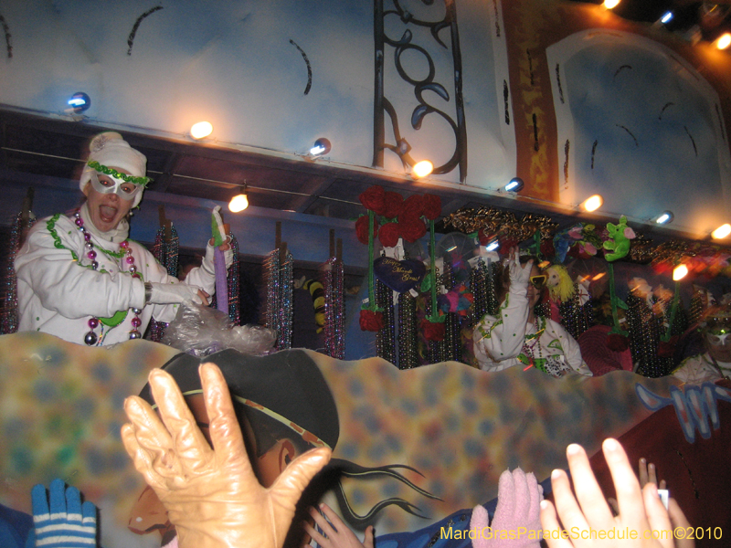 Krewe-of-Eve-2010-Mandeville-Mardi-Gras-089