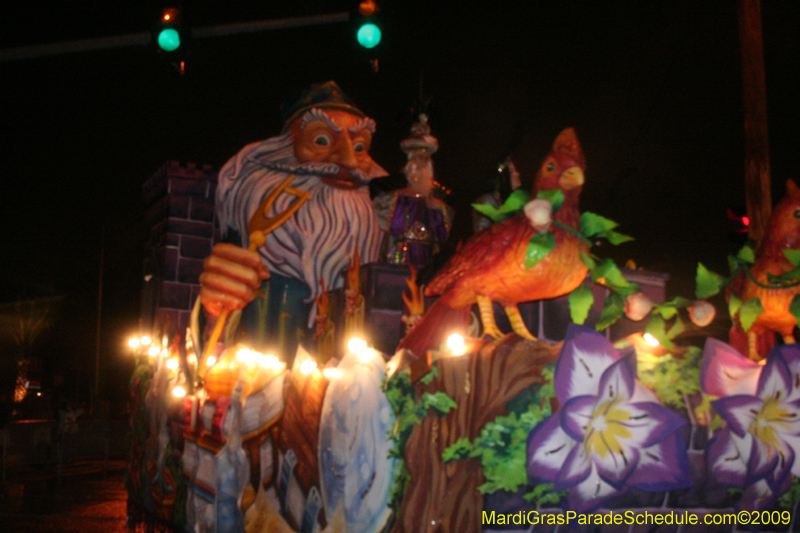 2009-Krewe-of-Excalibur-Mardi-Gras-Metairie-Louisiana-0353