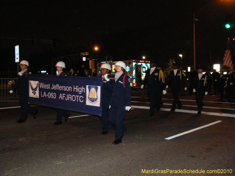 Krewe-of-Excalibur-2010-Mardi-Gras-Metairie-7551
