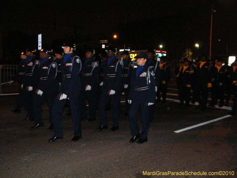 Krewe-of-Excalibur-2010-Mardi-Gras-Metairie-7554