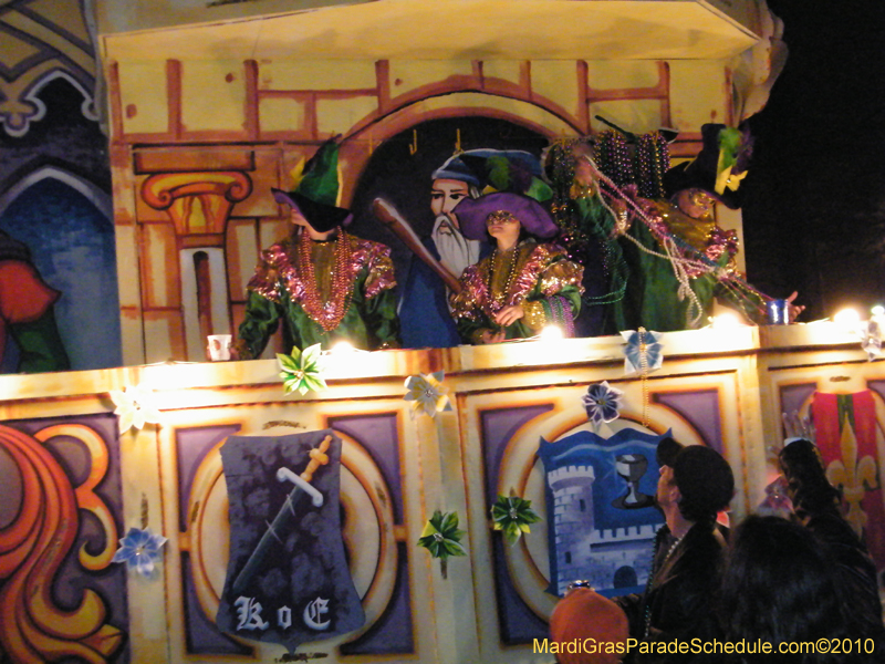 Krewe-of-Excalibur-2010-Mardi-Gras-Metairie-7581
