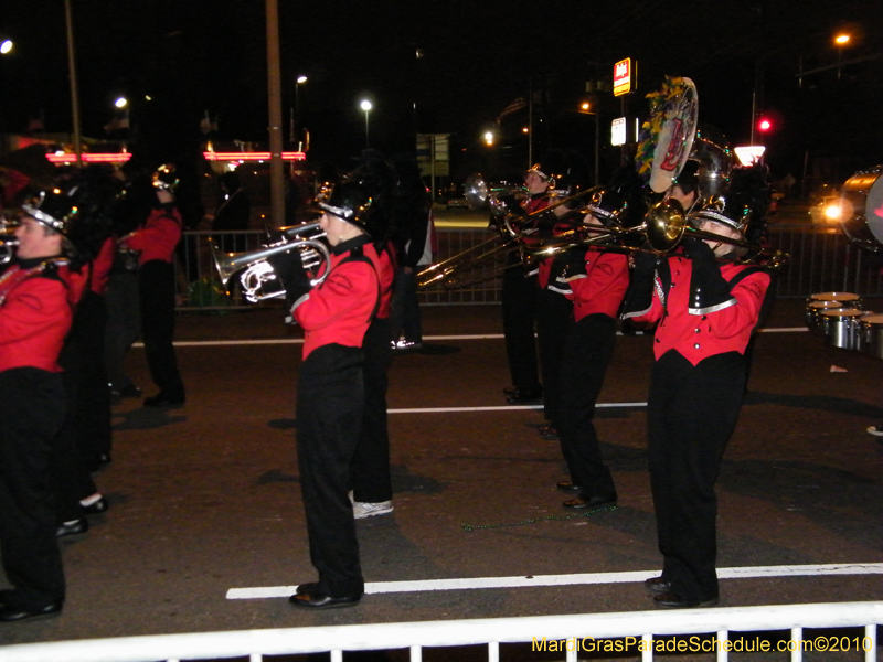 Krewe-of-Excalibur-2010-Mardi-Gras-Metairie-7597