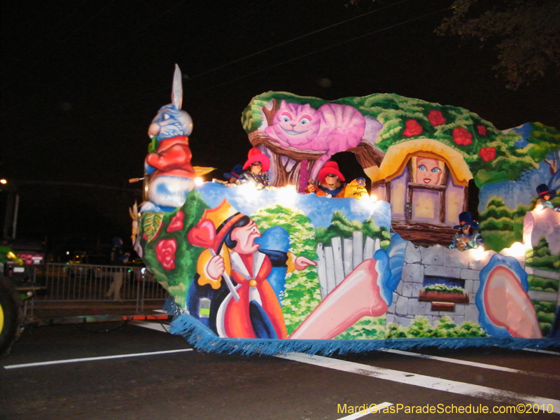 Krewe-of-Excalibur-2010-Mardi-Gras-Metairie-7609