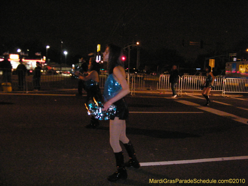 Krewe-of-Excalibur-2010-Mardi-Gras-Metairie-7612