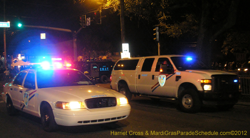 Knights-of-Excalibur-HC-2012-0001