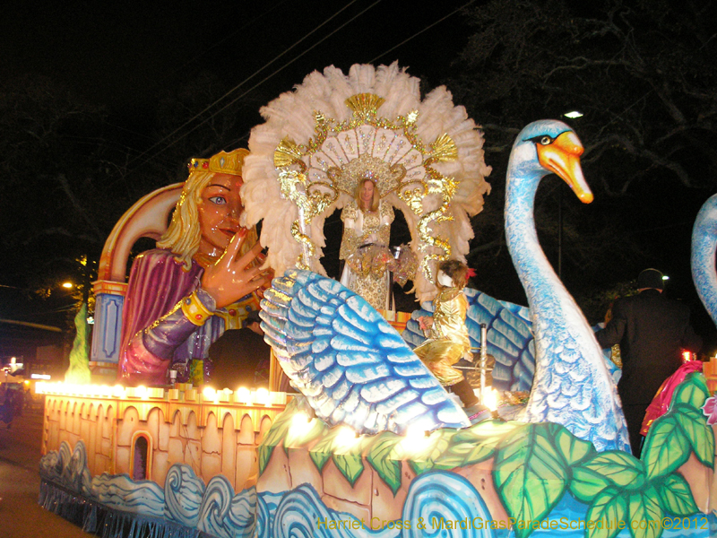 Knights-of-Excalibur-HC-2012-0010