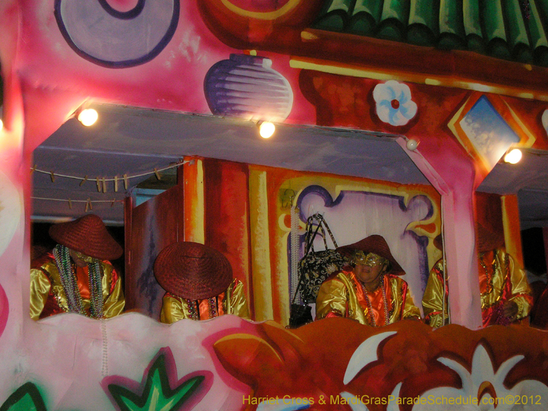 Knights-of-Excalibur-HC-2012-0026