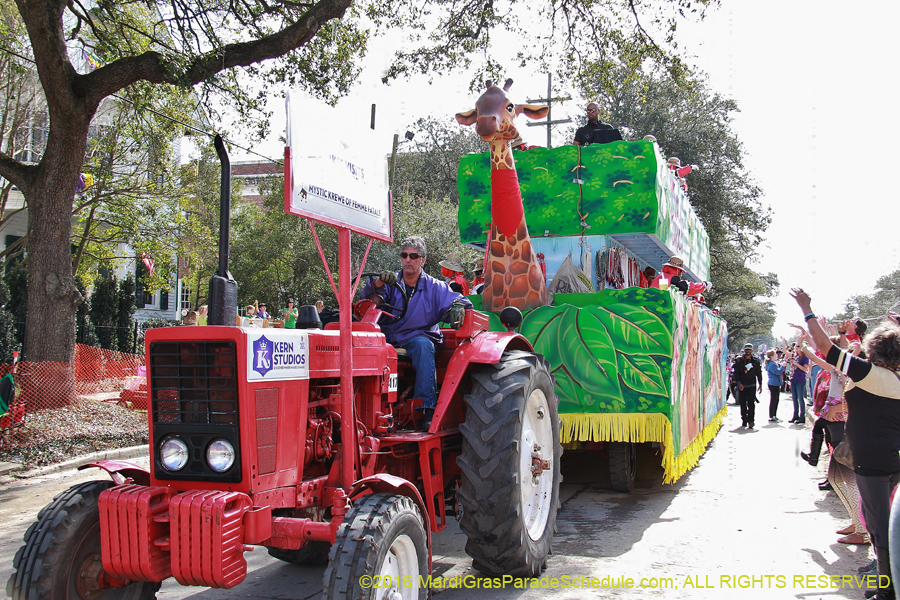 2016-Krewe-of-Femme-Fatale-003313