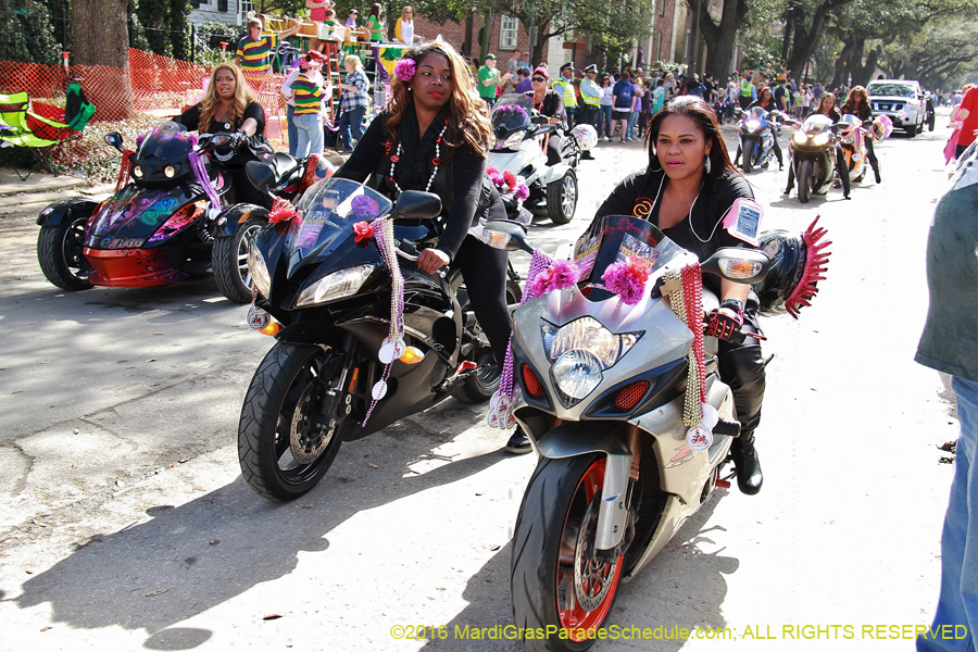 2016-Krewe-of-Femme-Fatale-003322