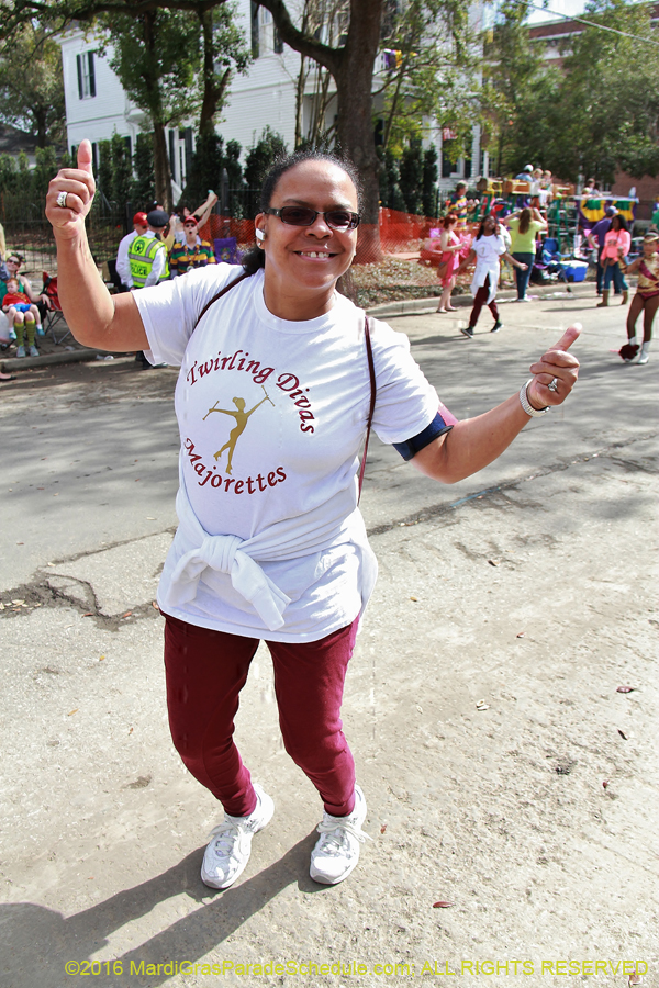 2016-Krewe-of-Femme-Fatale-003405