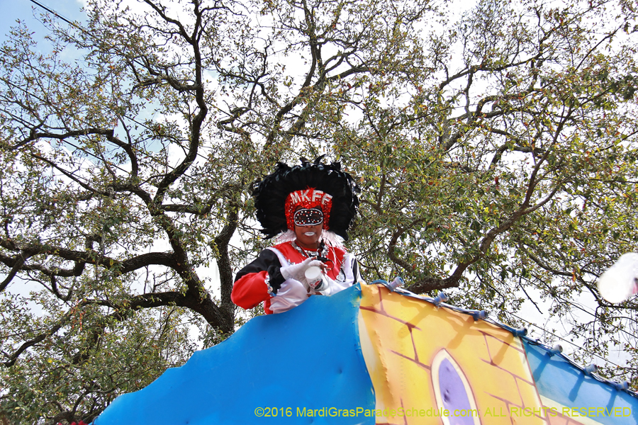 2016-Krewe-of-Femme-Fatale-003408