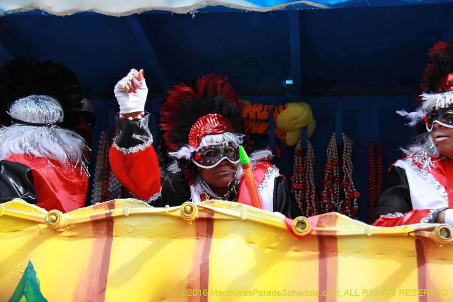 2016-Krewe-of-Femme-Fatale-003416