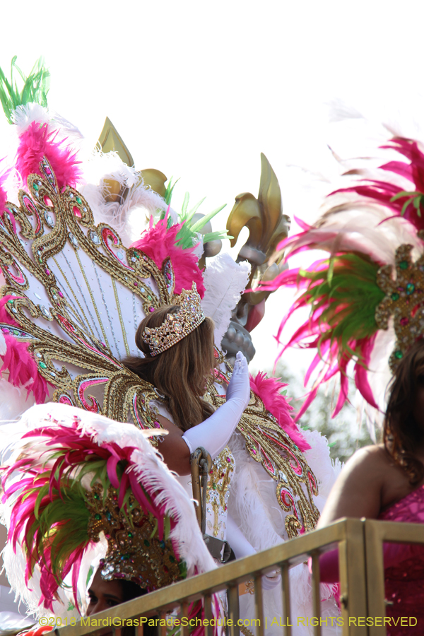 2018-Krewe-of-Femme-Fatale-00002403