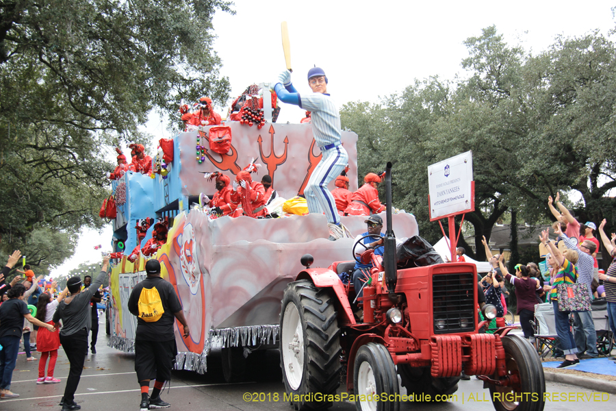 2018-Krewe-of-Femme-Fatale-00002475