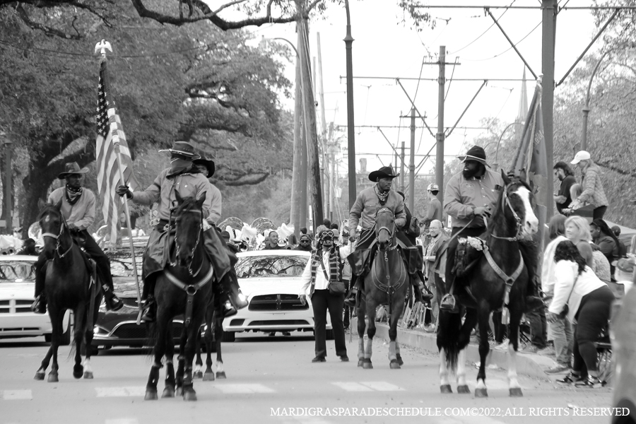 Krewe-of-Femme-Fatale-00003-2022