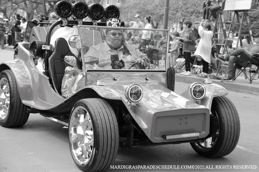 Krewe-of-Femme-Fatale-00040-2022