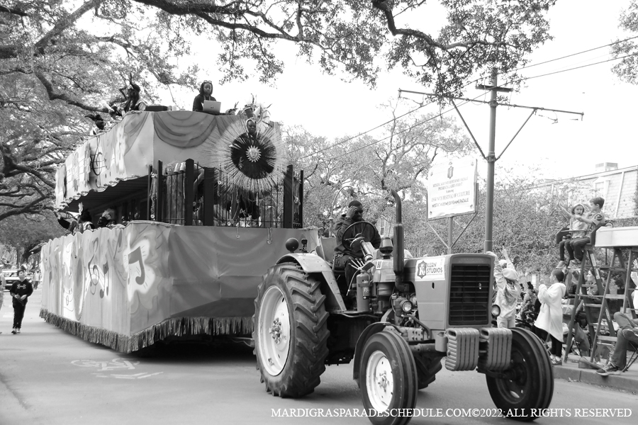 Krewe-of-Femme-Fatale-00052-2022