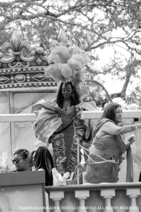 Krewe-of-Femme-Fatale-00067-2022