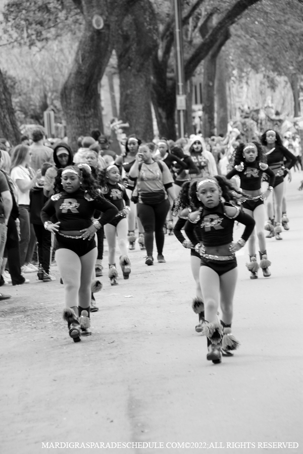 Krewe-of-Femme-Fatale-00070-2022