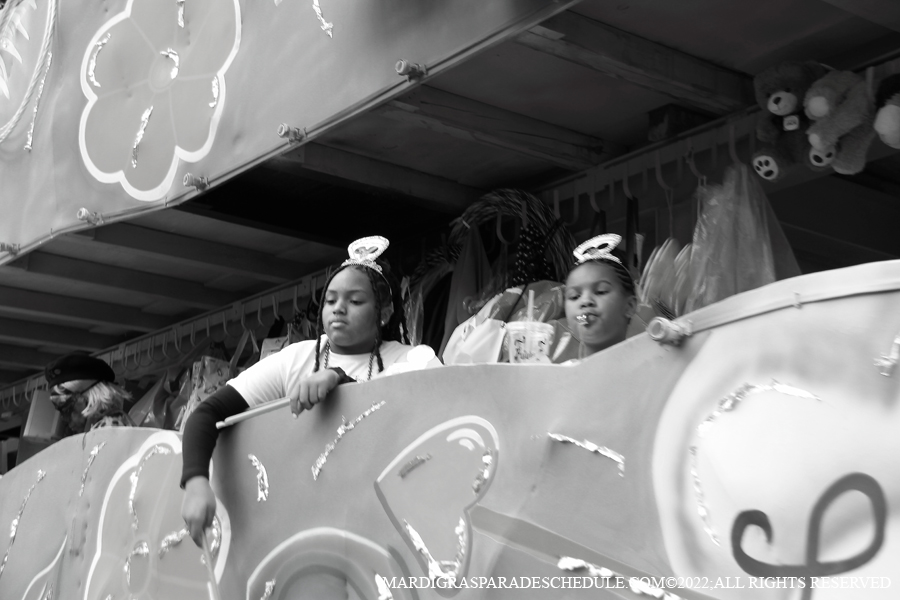 Krewe-of-Femme-Fatale-00103-2022