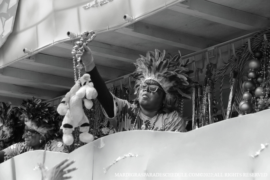Krewe-of-Femme-Fatale-00113-2022