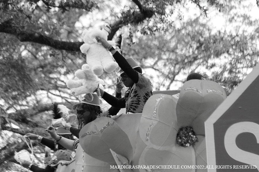 Krewe-of-Femme-Fatale-00129-2022