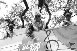 Krewe-of-Femme-Fatale-00055-2022