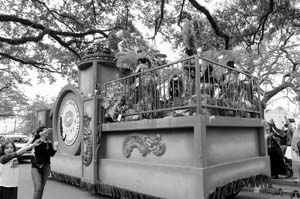 Krewe-of-Femme-Fatale-00063-2022