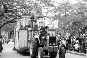 Krewe-of-Femme-Fatale-00066-2022