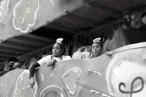 Krewe-of-Femme-Fatale-00103-2022