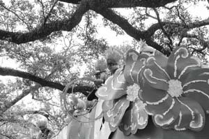 Krewe-of-Femme-Fatale-00158-2022