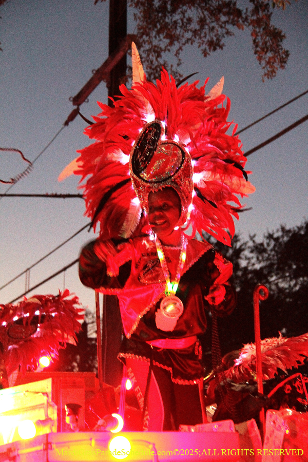 Mystic-Krwew-Femme-Fatale-2025-002812