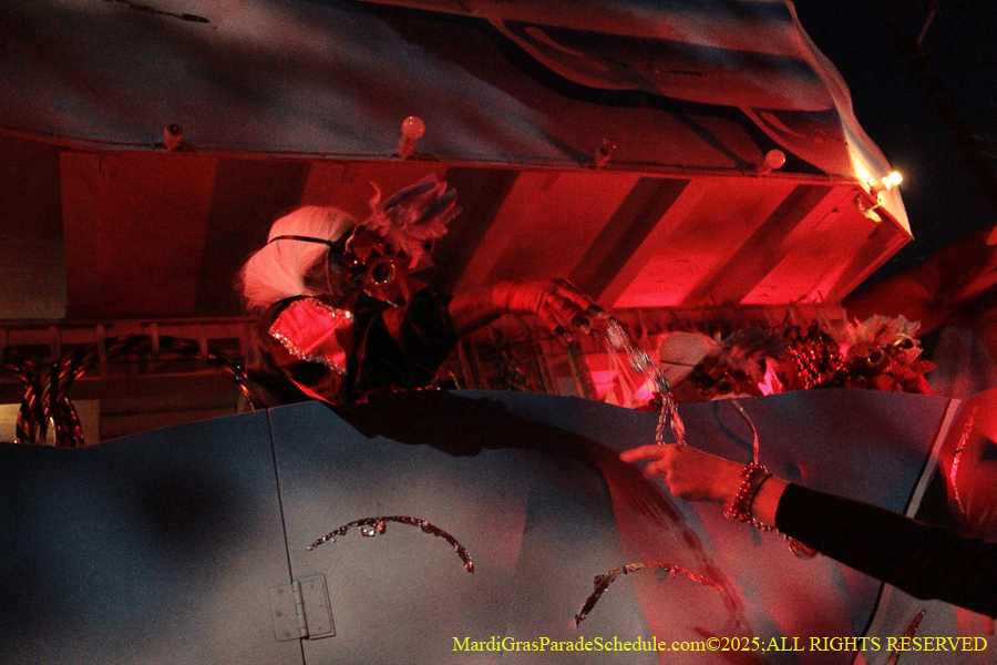 Mystic-Krwew-Femme-Fatale-2025-002853