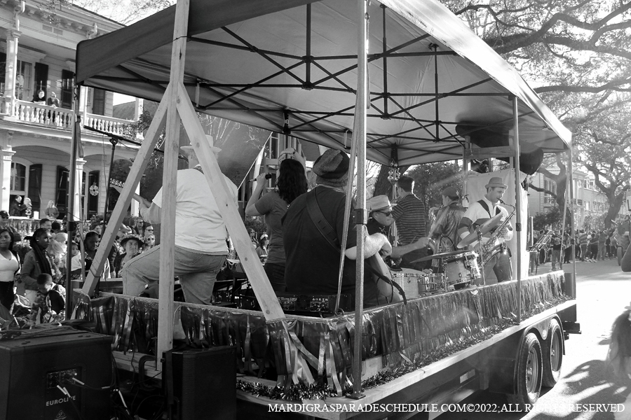 Krewe-of-Freret-00085-2022