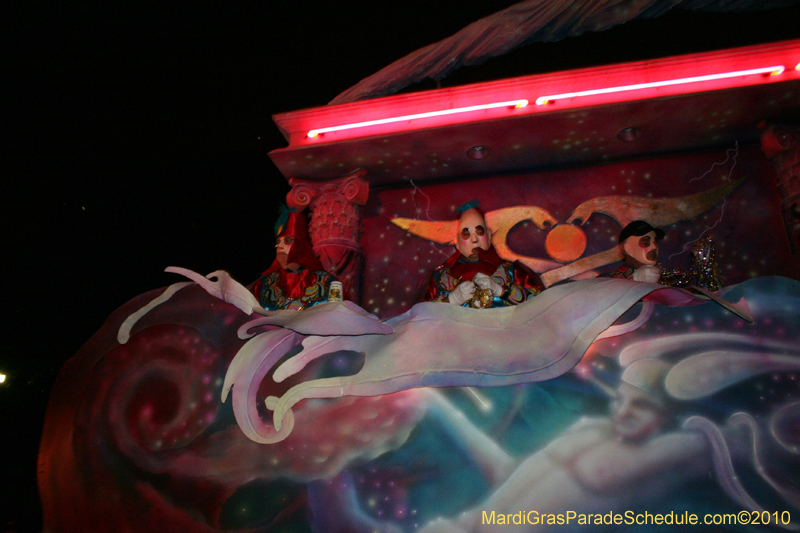 Krewe-of-Hermes-2010-Mardi-Gras-New-Orleans-5910